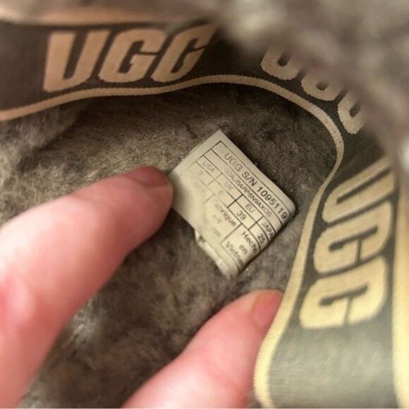 Ugg Fluff Yeah Slippers - Picture 11 of 11